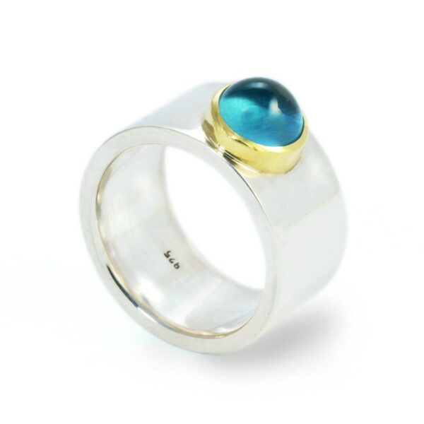 Ring Ostwind Seitenansicht