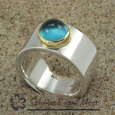Ring Ostwind Silberring mit Blautopas in Gold gefasst